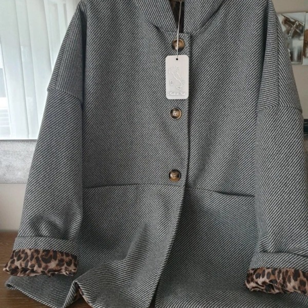 Gray Women's Jacket with Leopard Print Accents
